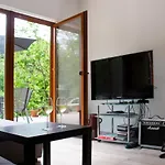 Fuege Vendeghaz Sajkod 蒂豪尼